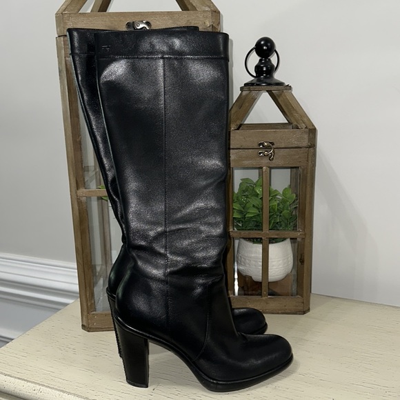 Tommy Hilfiger Shoes - Tommy Hilfiger Black Leather Knee High Block Heel Boots Size 9M